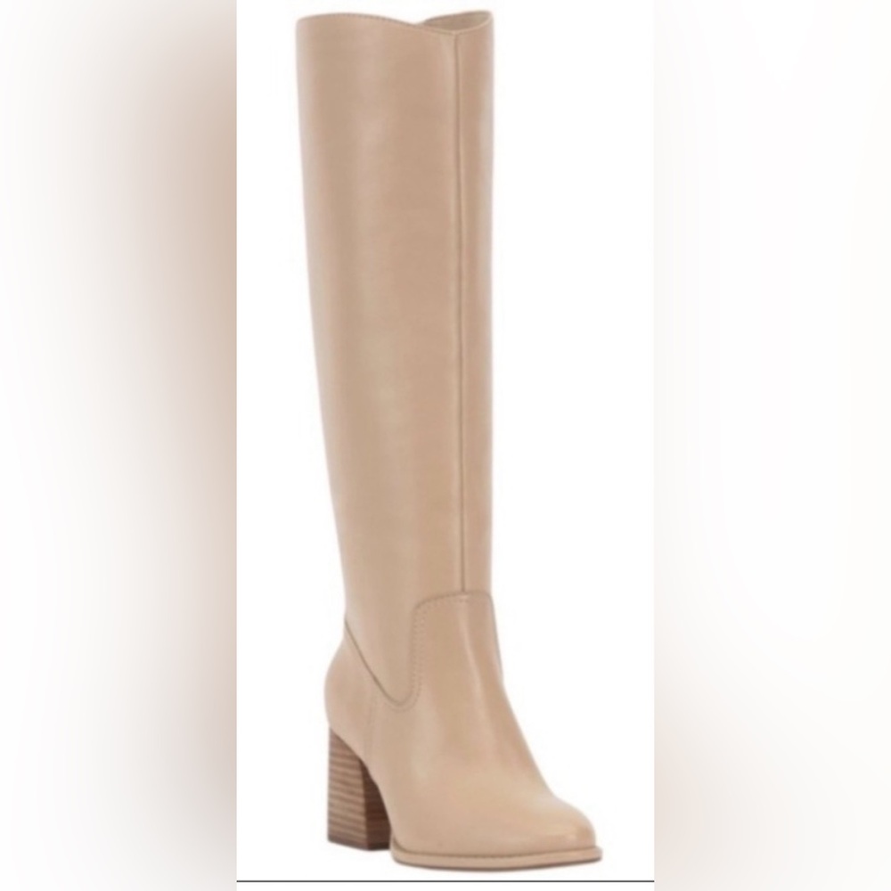 NEW NEVER WORN Vince Camuto Leila boots